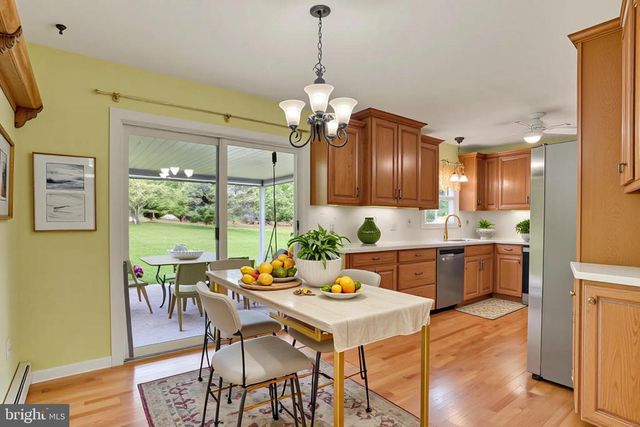 344 RICH VALLEY RD, Carlisle, PA 17015
