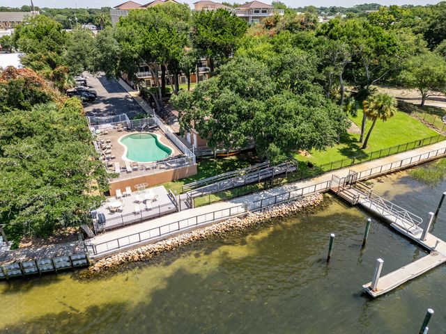113 SE Brooks Street, 501, Fort Walton Beach, FL 32548
