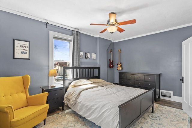 46 S Concord ROAD, Oconomowoc, WI 53066