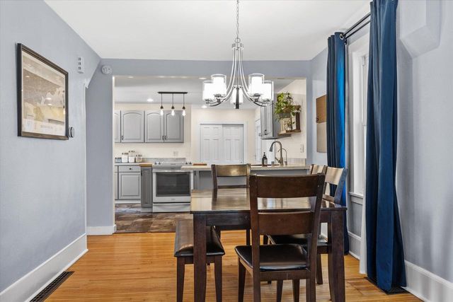 46 S Concord ROAD, Oconomowoc, WI 53066