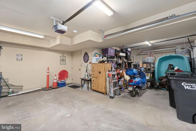 208 PINE VALLEY LN, Hazle Township, PA 18202