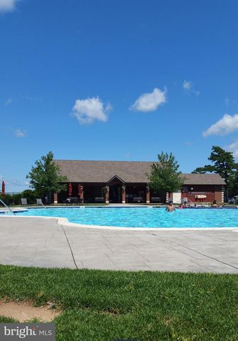 208 PINE VALLEY LN, Hazle Township, PA 18202