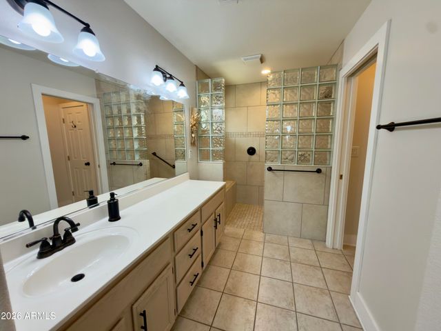 11531 E KIVA Avenue, Mesa, AZ 85209