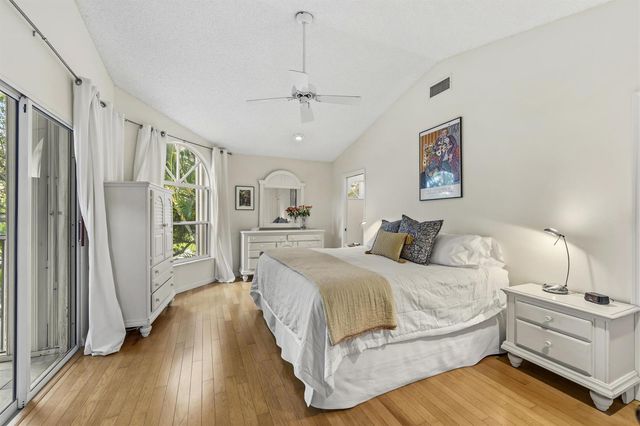 2506 N Fairway Drive N, Jupiter, FL 33477