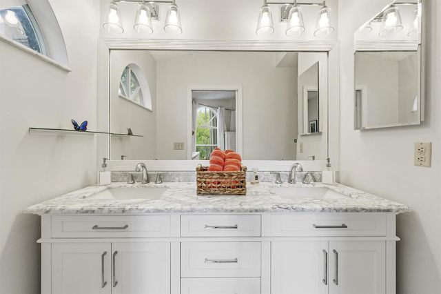 2506 N Fairway Drive N, Jupiter, FL 33477