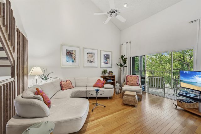 2506 N Fairway Drive N, Jupiter, FL 33477