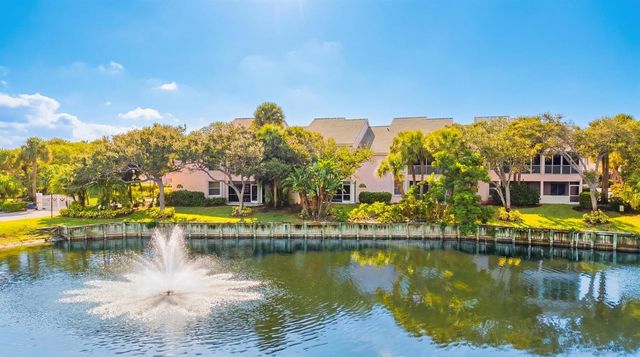 2506 N Fairway Drive N, Jupiter, FL 33477