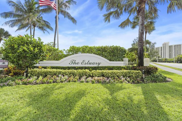2506 N Fairway Drive N, Jupiter, FL 33477