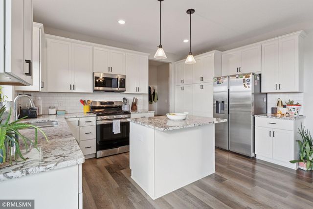 6388 Jeffery Avenue S, Cottage Grove, MN 55016