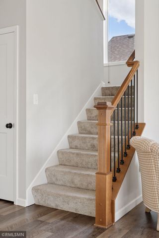 6388 Jeffery Avenue S, Cottage Grove, MN 55016