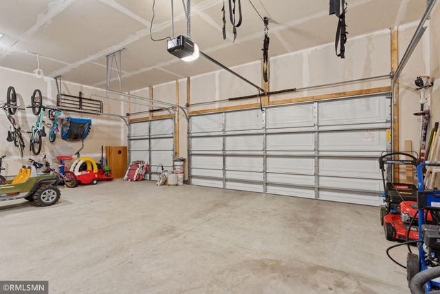 6388 Jeffery Avenue S, Cottage Grove, MN 55016