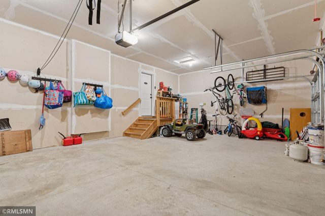 6388 Jeffery Avenue S, Cottage Grove, MN 55016