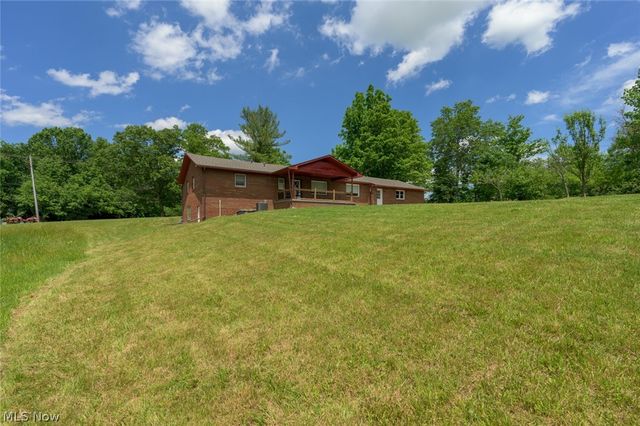 3072 Tallmadge Road, Kent, OH 44240