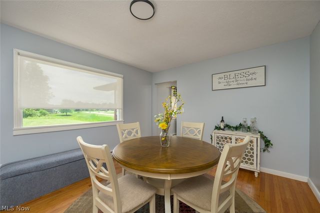 3072 Tallmadge Road, Kent, OH 44240