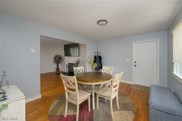 3072 Tallmadge Road, Kent, OH 44240