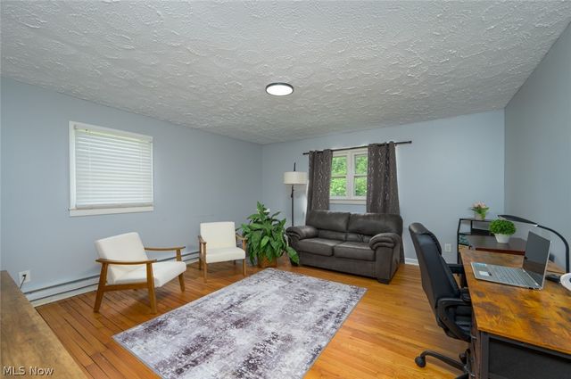 3072 Tallmadge Road, Kent, OH 44240