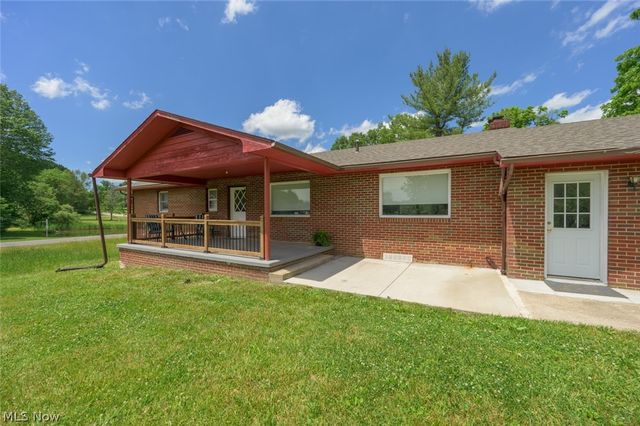 3072 Tallmadge Road, Kent, OH 44240