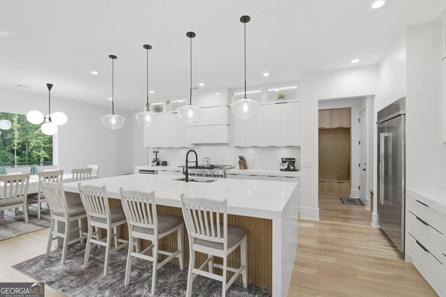 1255 Em Croy Road, Buford, GA 30518