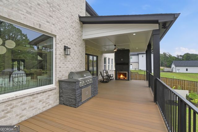 1255 Em Croy Road, Buford, GA 30518
