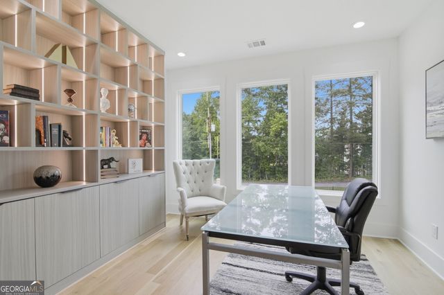 1255 Em Croy Road, Buford, GA 30518