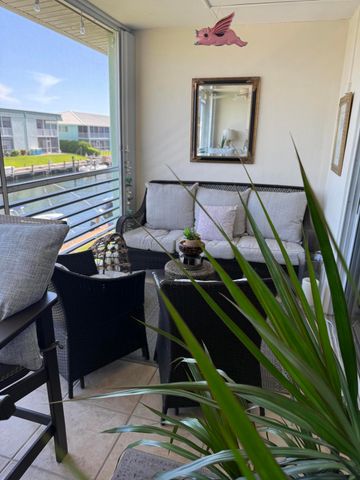 117 LEHANE Terrace 206, North Palm Beach, FL 33408