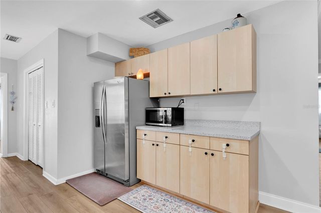 3307 W BRADDOCK STREET, Tampa, FL 33607