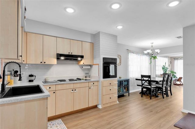 3307 W BRADDOCK STREET, Tampa, FL 33607