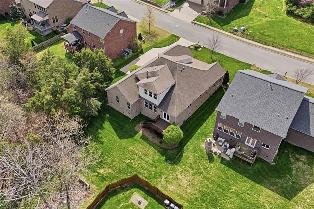 3107 Oxford Dr, Mount Juliet, TN 37122