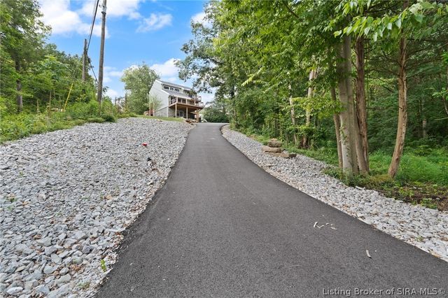 807 Woodland Avenue, Corydon, IN 47112