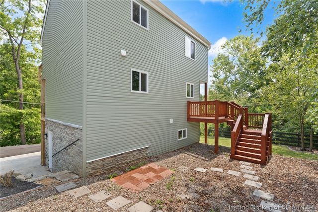 807 Woodland Avenue, Corydon, IN 47112