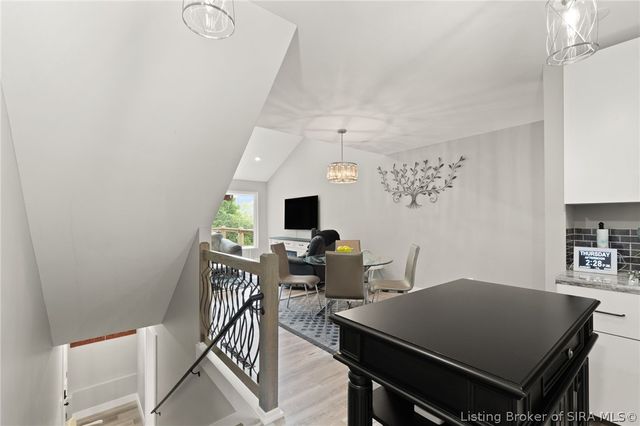 807 Woodland Avenue, Corydon, IN 47112