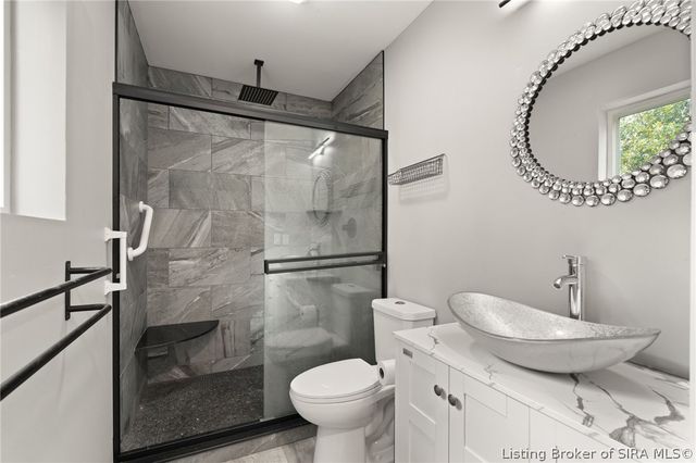 807 Woodland Avenue, Corydon, IN 47112