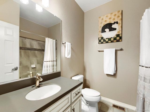 1004 Stanley Ct, Erie, CO 80516