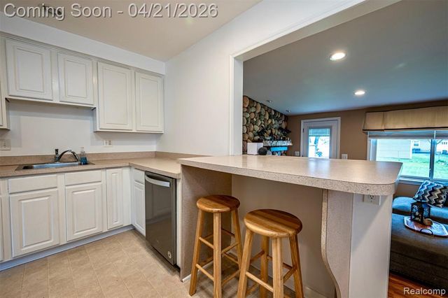 3317 Normandy Road, Royal Oak, MI 48073