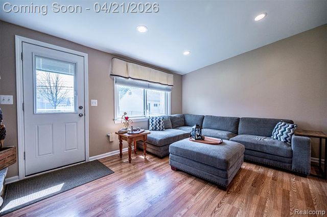 3317 Normandy Road, Royal Oak, MI 48073