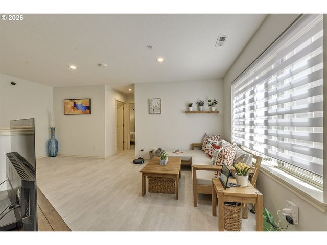 4839 Nw BLANDY Ter, Portland, OR 97229