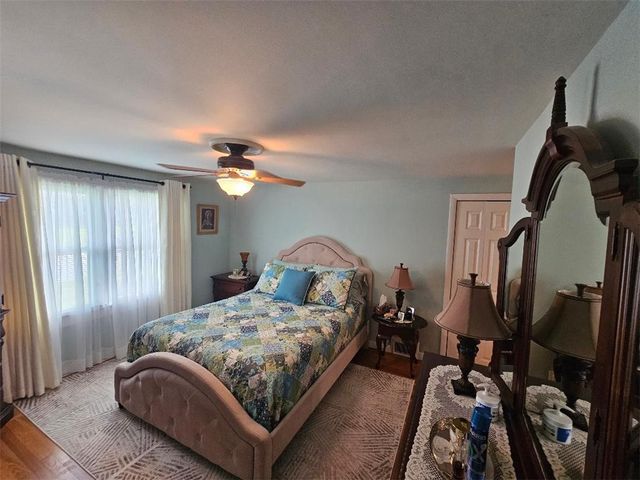 94 Coolspring Drive, Cranston, RI 02920