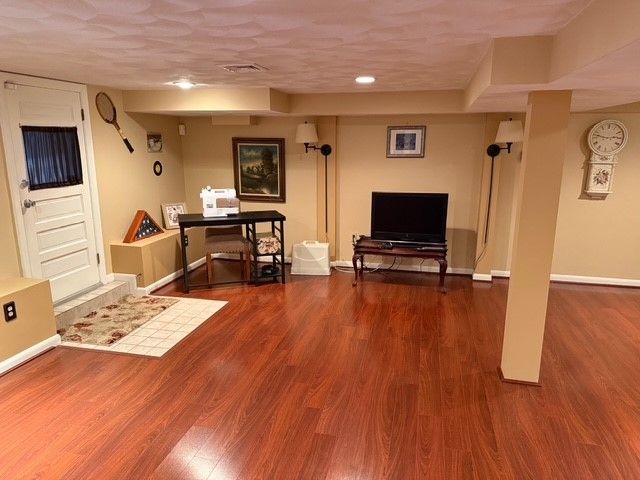 94 Coolspring Drive, Cranston, RI 02920