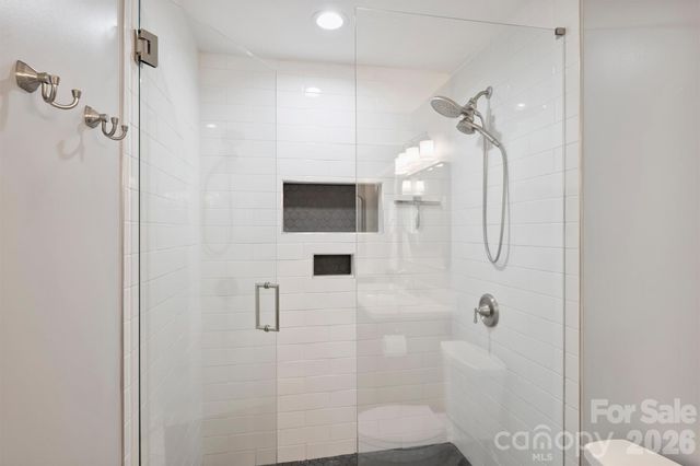 2310 Oldenburg Drive, Charlotte, NC 28210