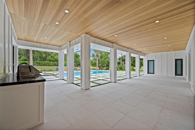 1761 Breakers West Blvd, West Palm Beach, FL 33411