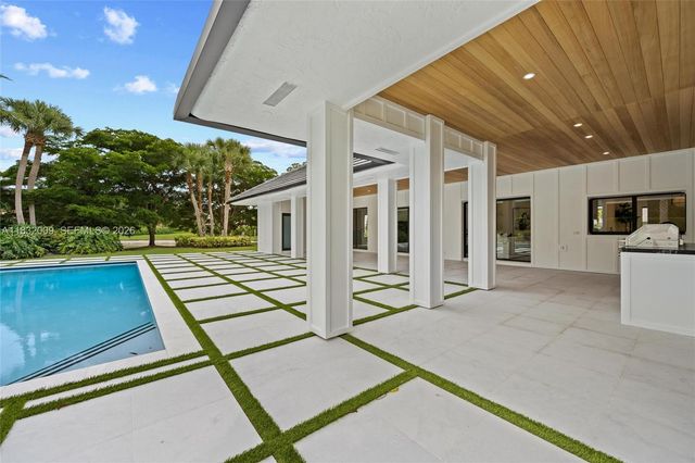 1761 Breakers West Blvd, West Palm Beach, FL 33411