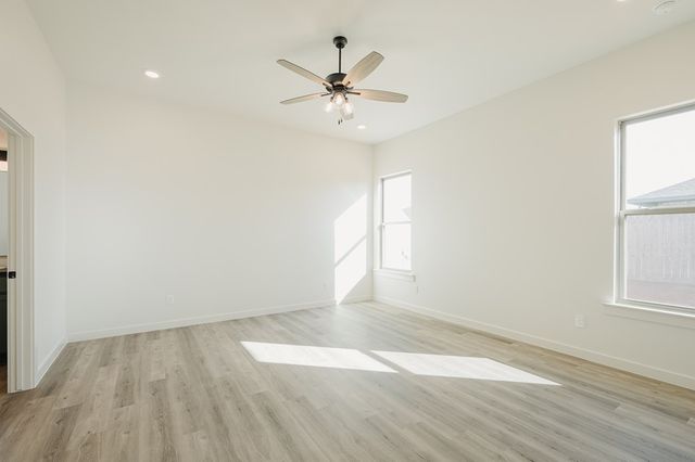 7102 County Rd 99, Midland, TX 79706