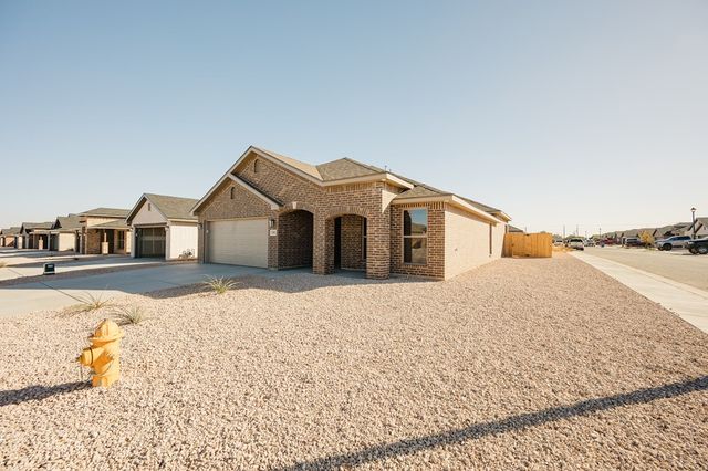 7102 County Rd 99, Midland, TX 79706