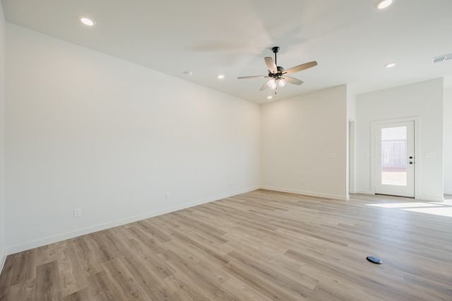 7102 County Rd 99, Midland, TX 79706