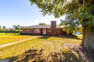 8133 Lula Road, Lula, GA 30554