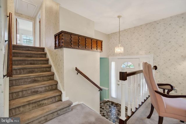 43 CHARTER OAK LN, Marlton, NJ 08053