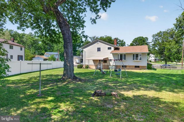 43 CHARTER OAK LN, Marlton, NJ 08053