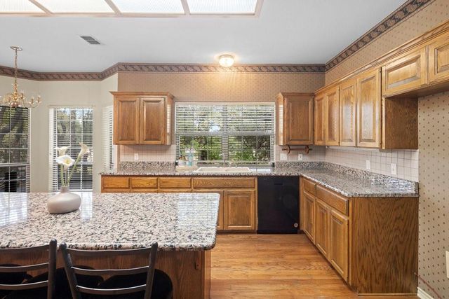 300 Delaware Springs BLVD, Burnet, TX 78611