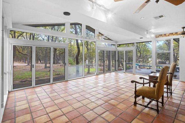 300 Delaware Springs BLVD, Burnet, TX 78611
