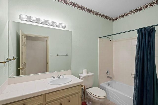 300 Delaware Springs BLVD, Burnet, TX 78611